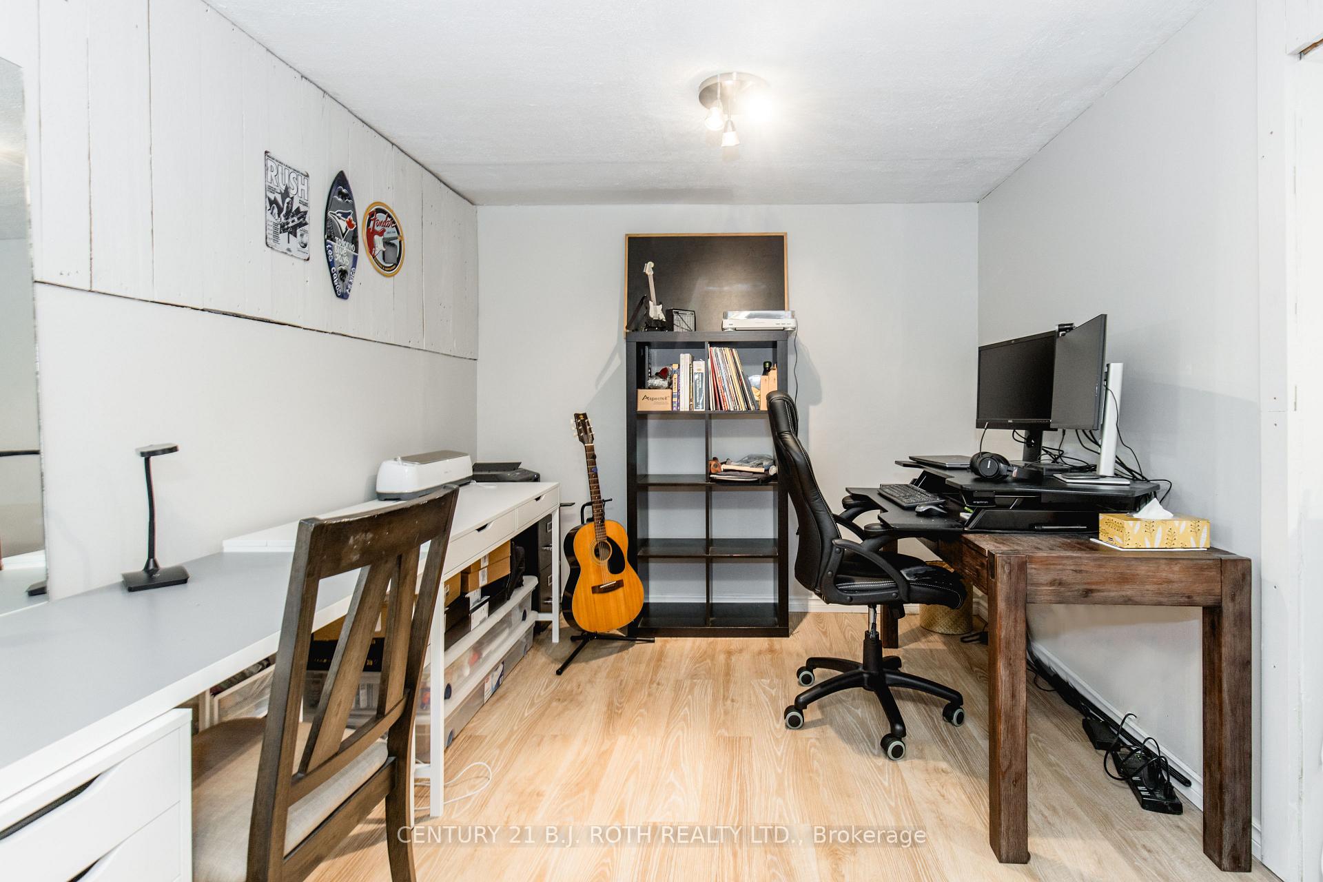 Photo 27 of 24 Christie Crescent, Barrie, Bayfield — HOMEH