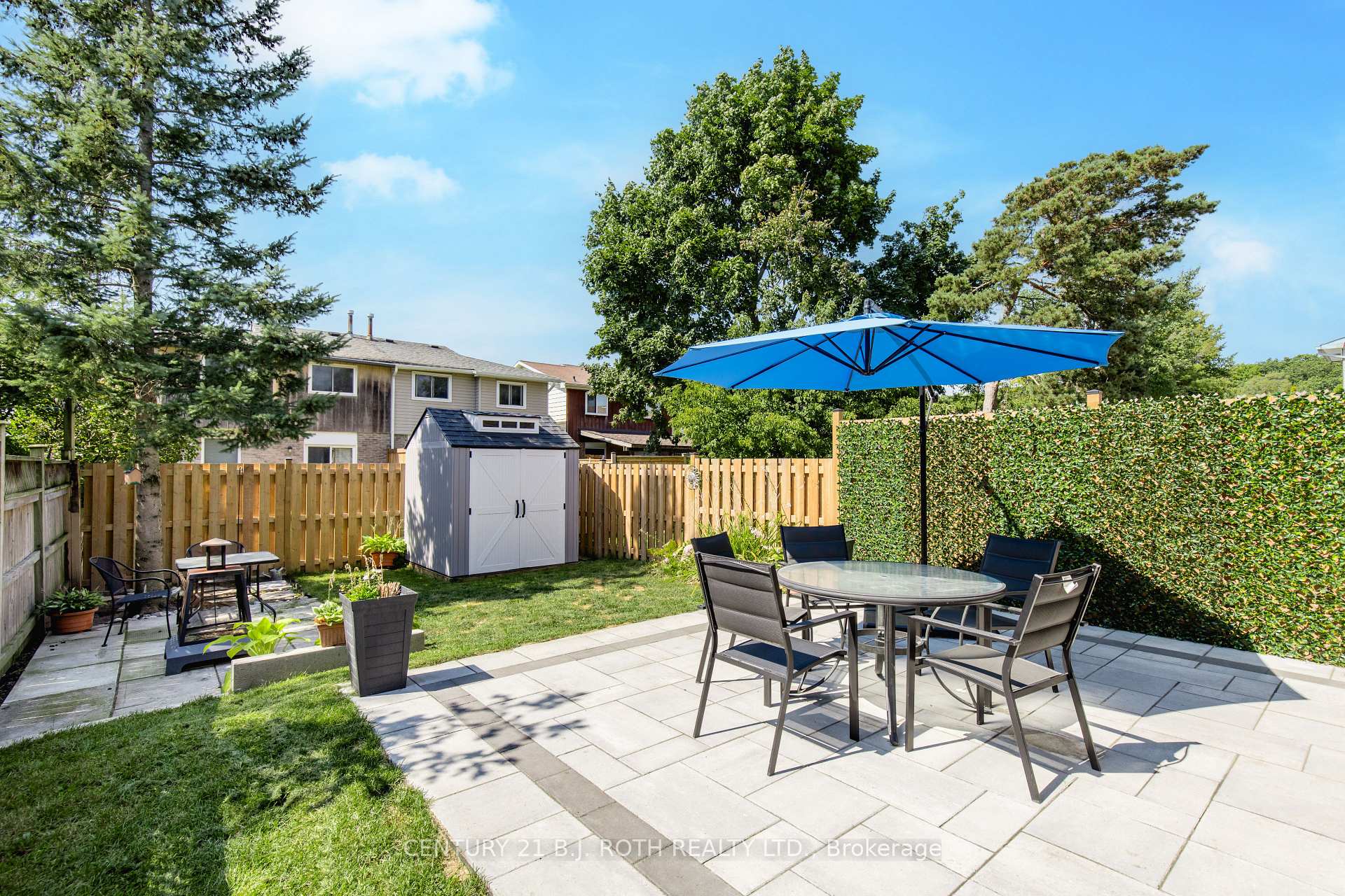 Photo 32 of 24 Christie Crescent, Barrie, Bayfield — HOMEH