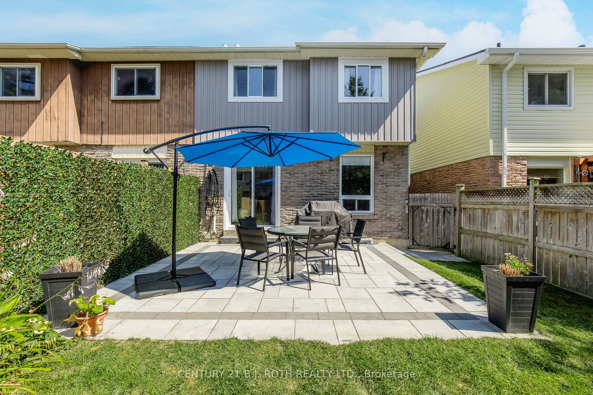 Photo 33 of 24 Christie Crescent, Barrie, Bayfield — HOMEH