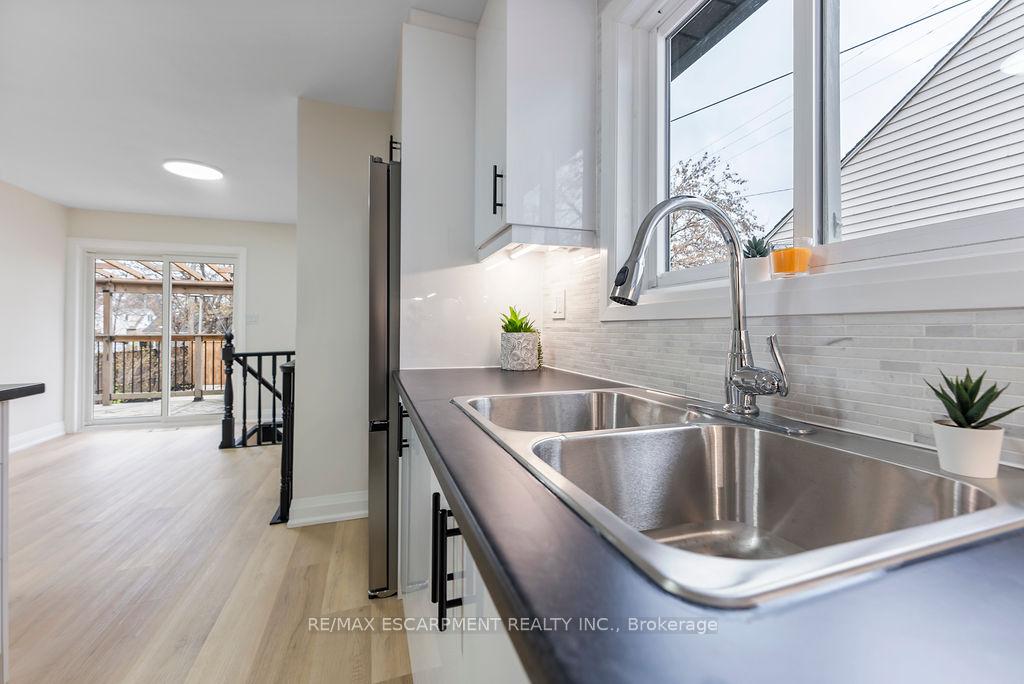Photo 19 of 295 Glennie Avenue, Hamilton, Normanhurst — HOMEH