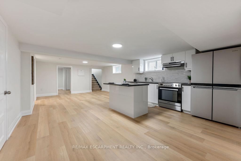 Photo 33 of 295 Glennie Avenue, Hamilton, Normanhurst — HOMEH