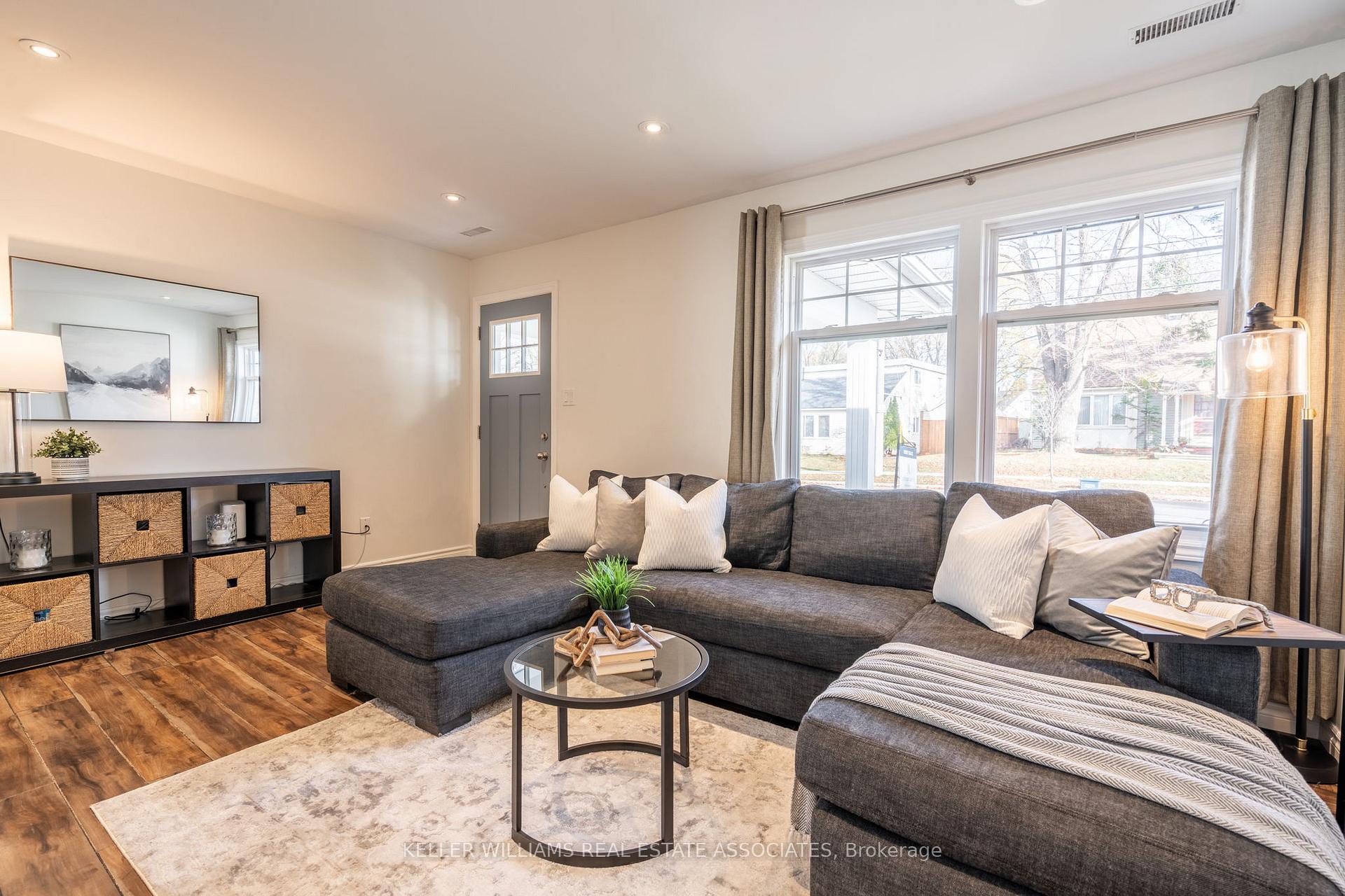 Photo 35 of 113 Pleasant Avenue, Kitchener — HOMEH