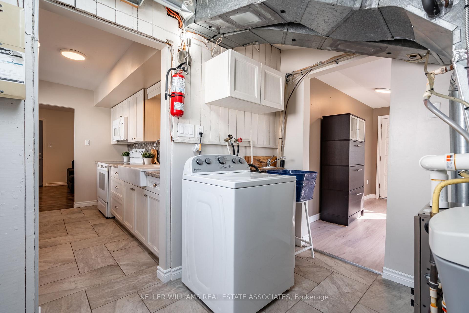 Photo 24 of 113 Pleasant Avenue, Kitchener — HOMEH