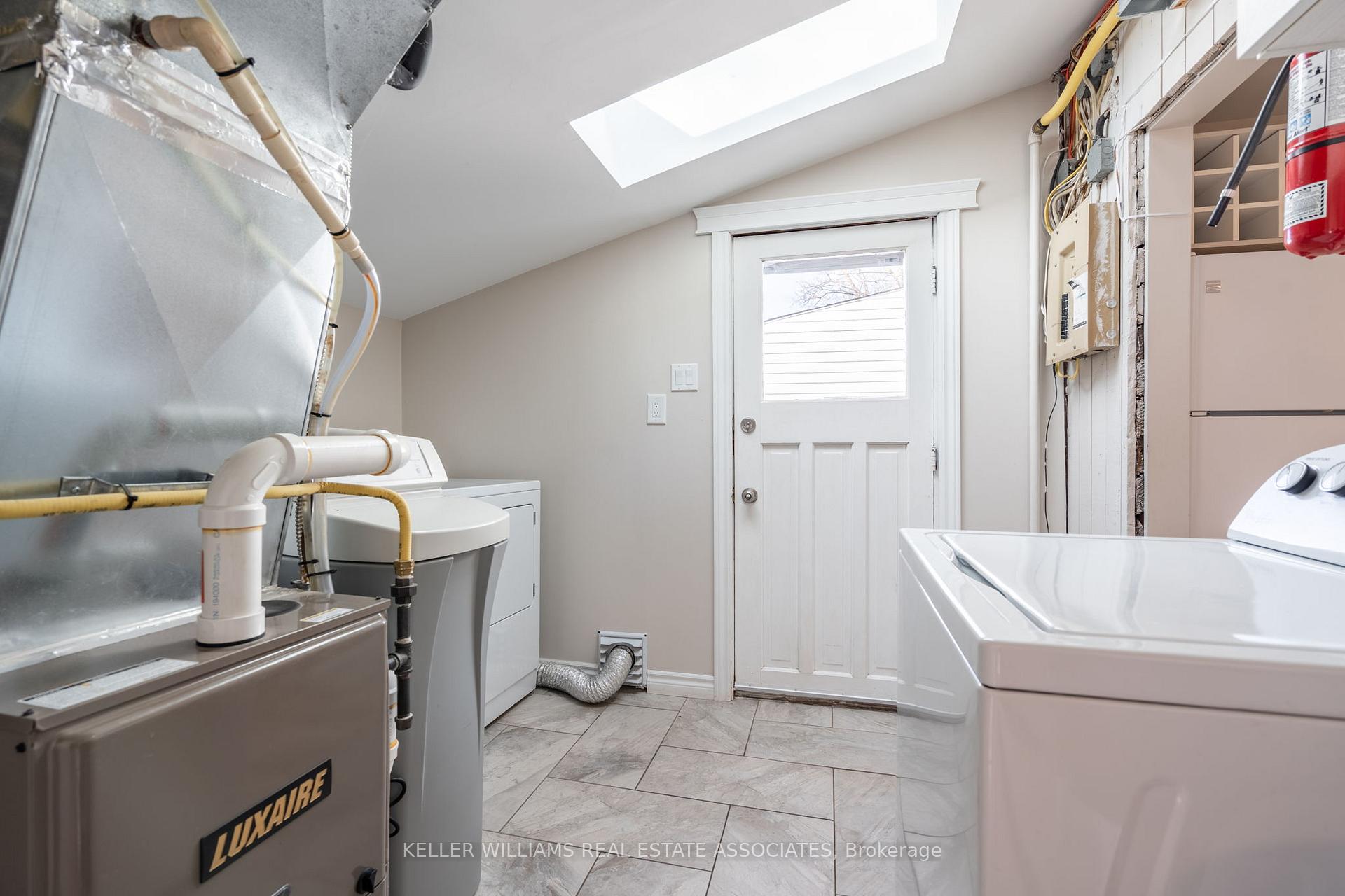 Photo 21 of 113 Pleasant Avenue, Kitchener — HOMEH