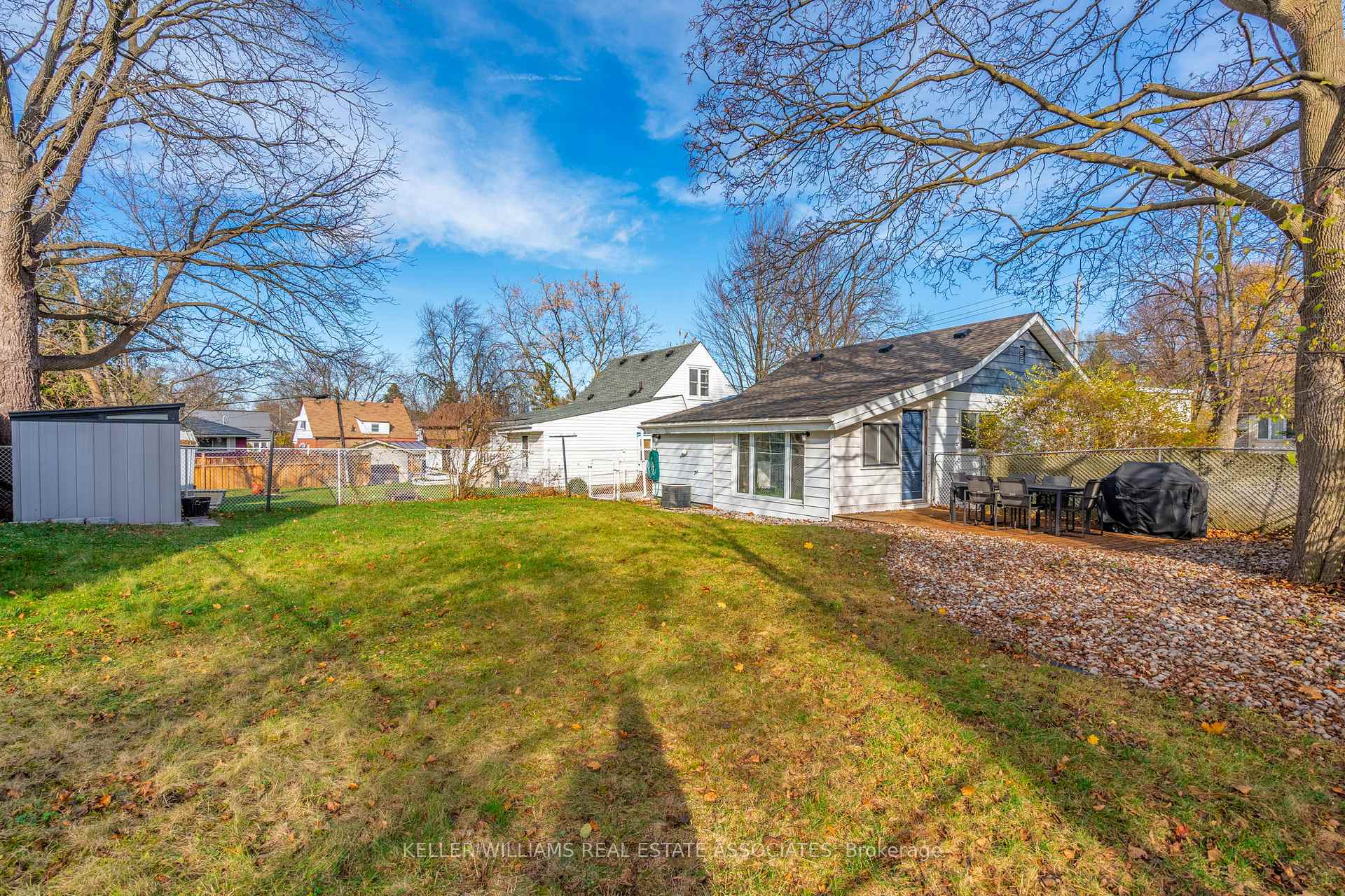 Photo 34 of 113 Pleasant Avenue, Kitchener — HOMEH