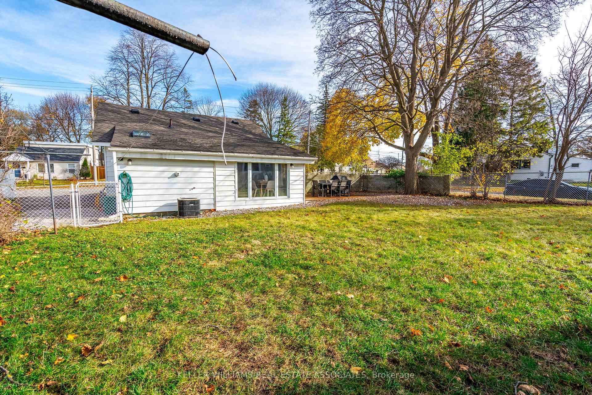 Photo 28 of 113 Pleasant Avenue, Kitchener — HOMEH