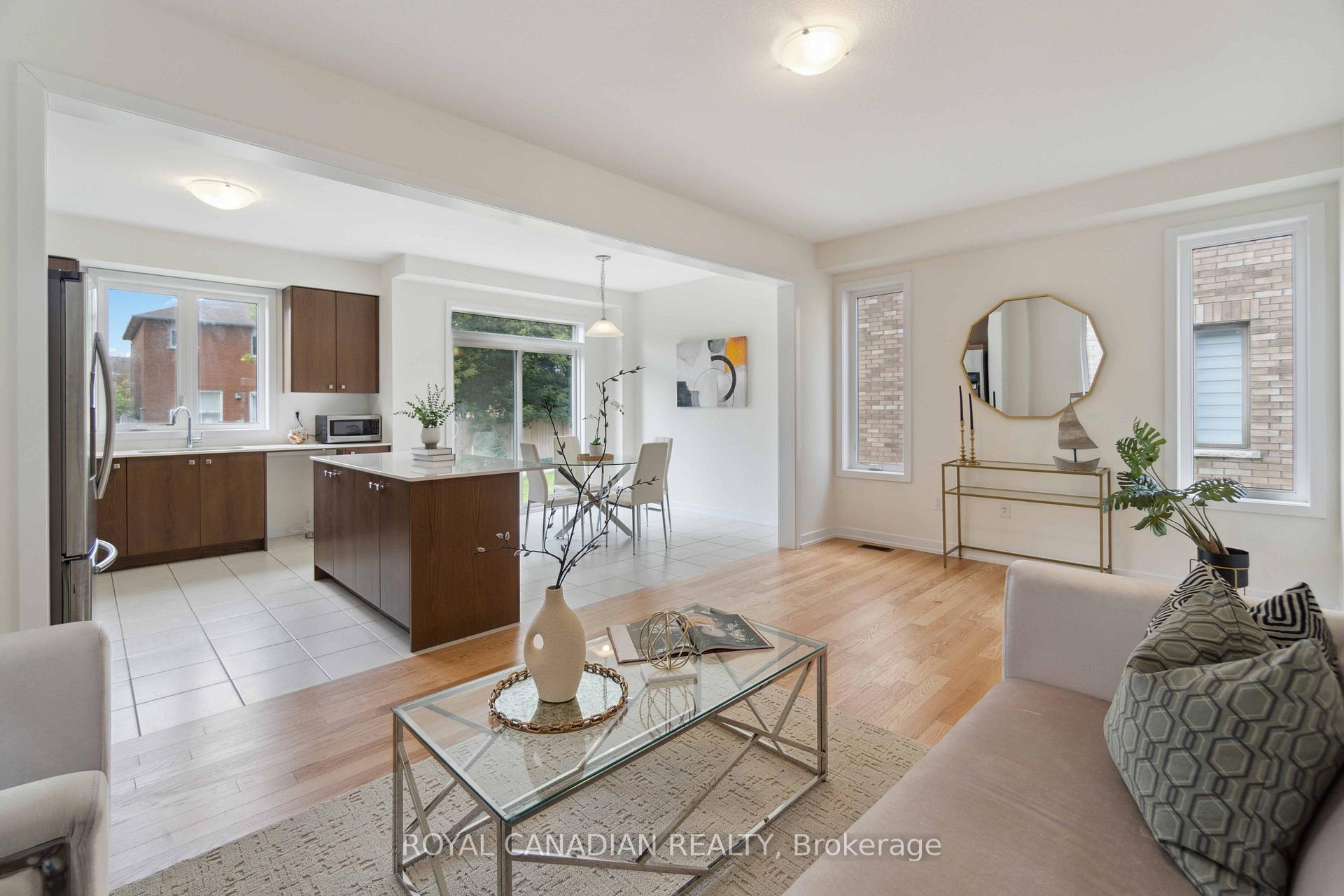 Photo 10 of 40 Lumb Drive, Cambridge — HOMEH