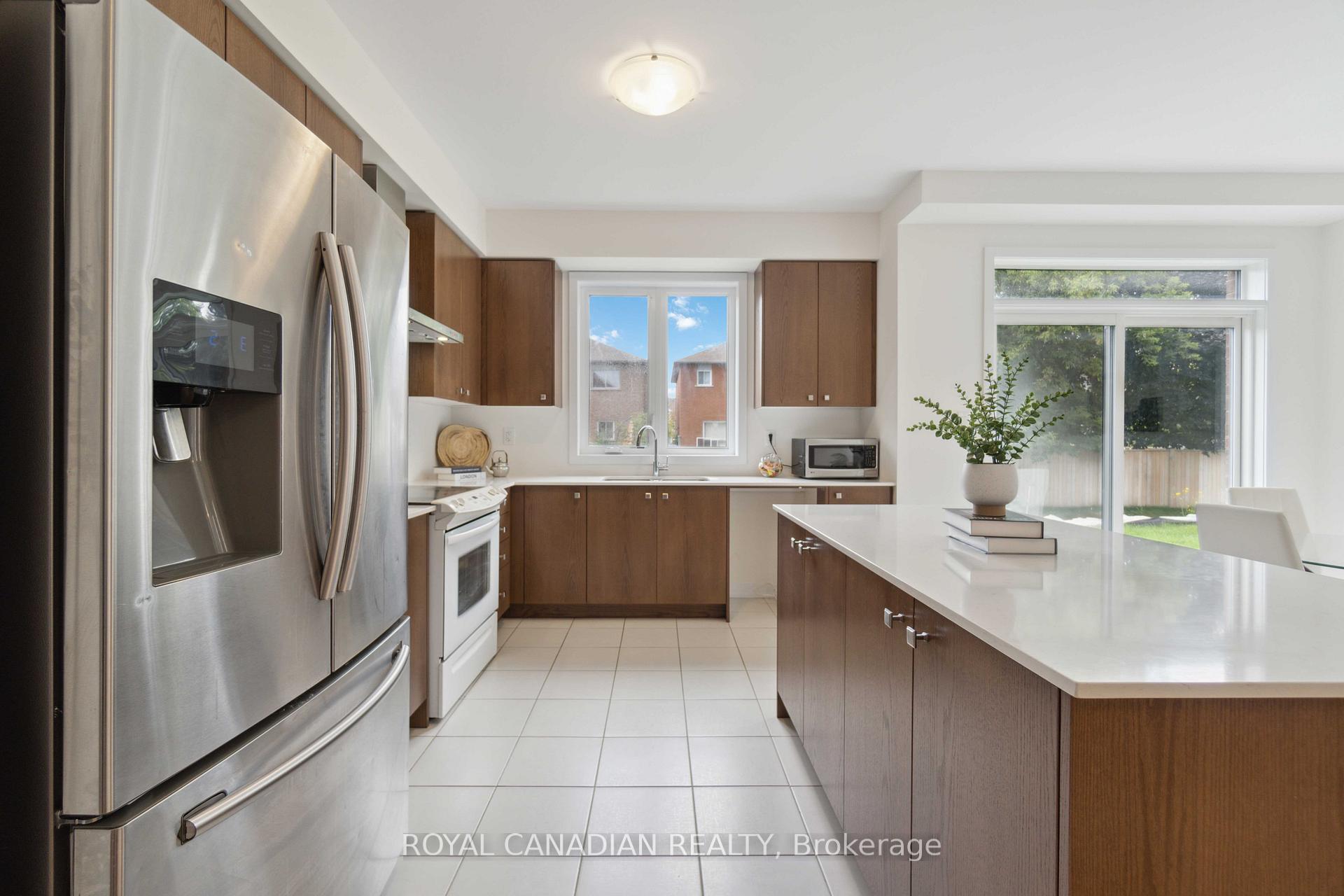 Photo 20 of 40 Lumb Drive, Cambridge — HOMEH