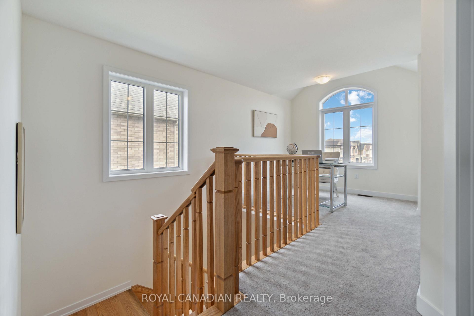 Photo 15 of 40 Lumb Drive, Cambridge — HOMEH