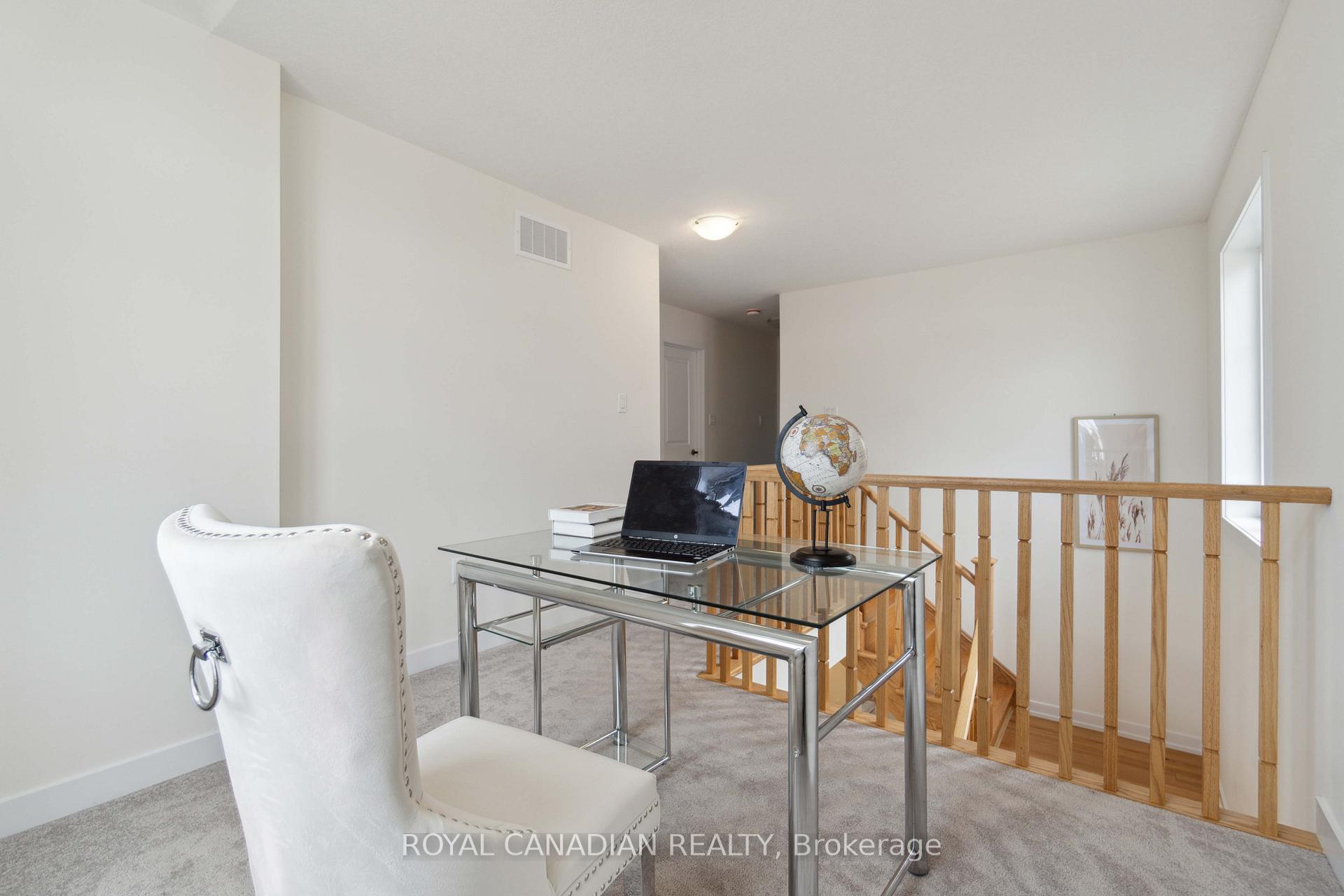 Photo 18 of 40 Lumb Drive, Cambridge — HOMEH