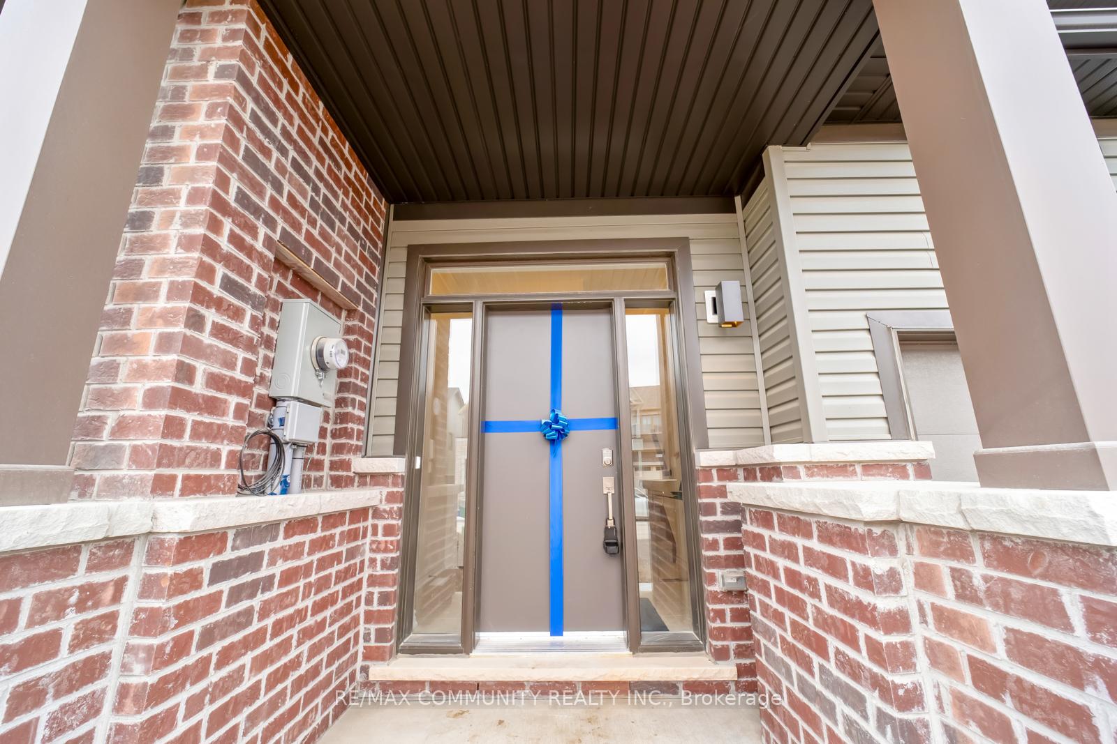 Photo 9 of 1116 Thompson Drive, Oshawa, Kedron — HOMEH