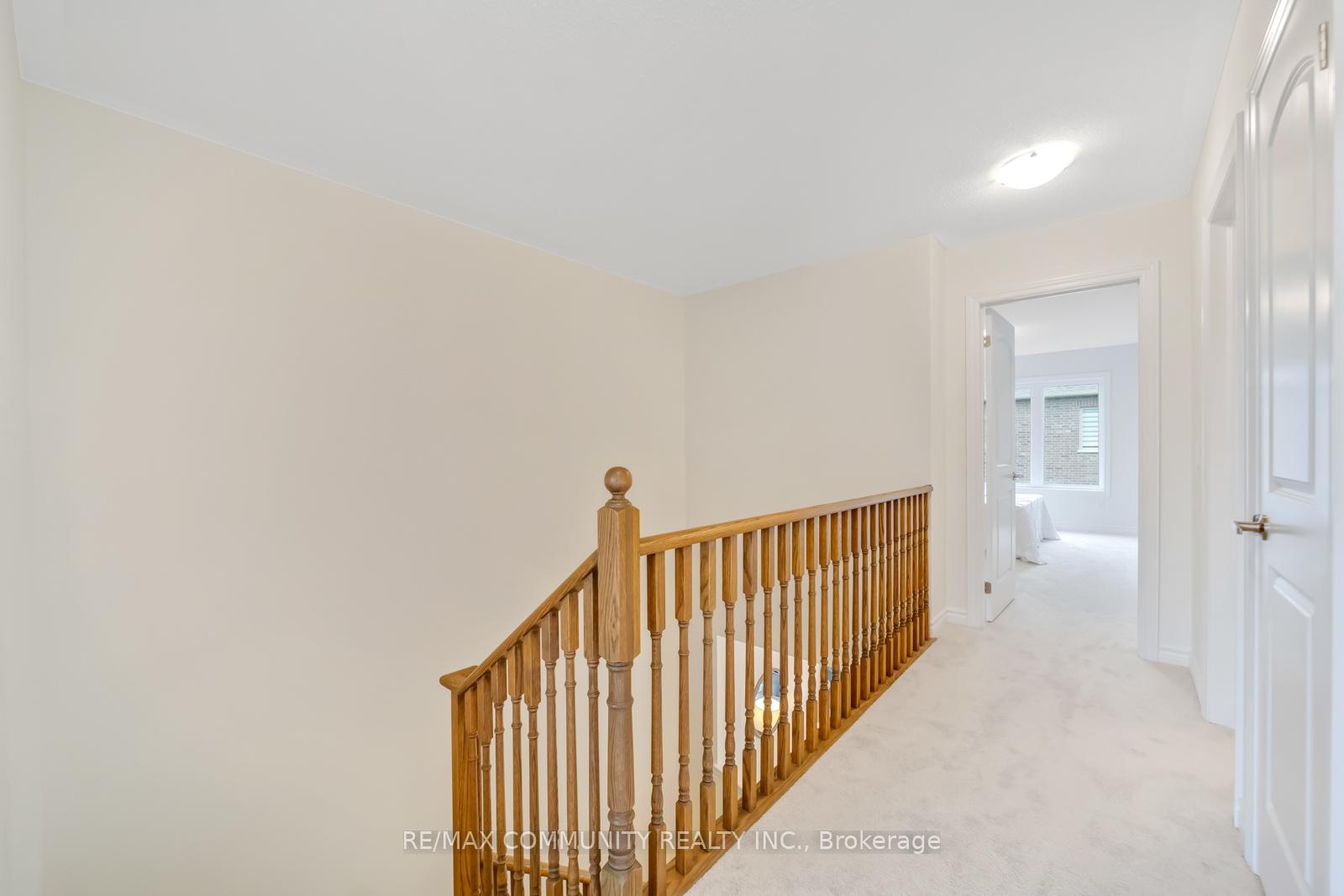Photo 11 of 1116 Thompson Drive, Oshawa, Kedron — HOMEH