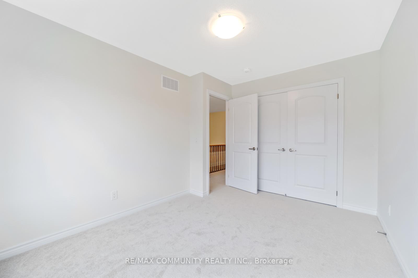 Photo 14 of 1116 Thompson Drive, Oshawa, Kedron — HOMEH