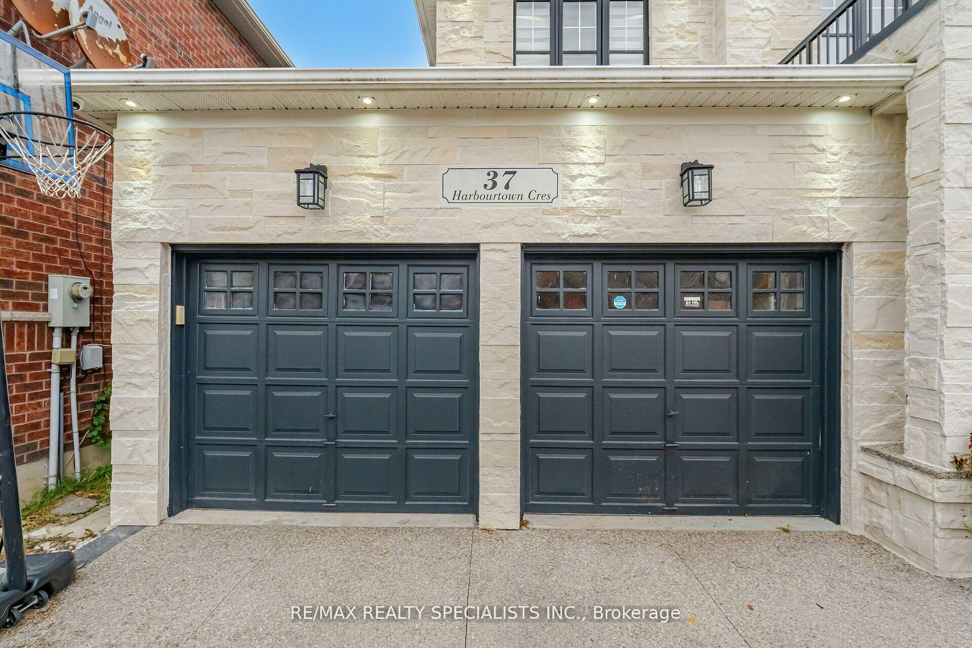 Photo 7 of 37 Harbourtown Crescent, Brampton, Madoc — HOMEH