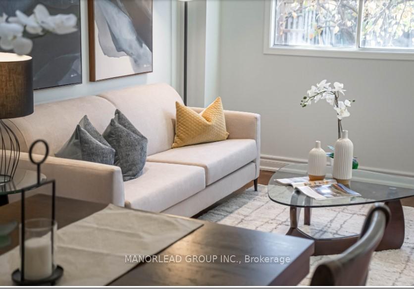 Photo 15 of 40 Michener Crescent, Markham, Raymerville — HOMEH