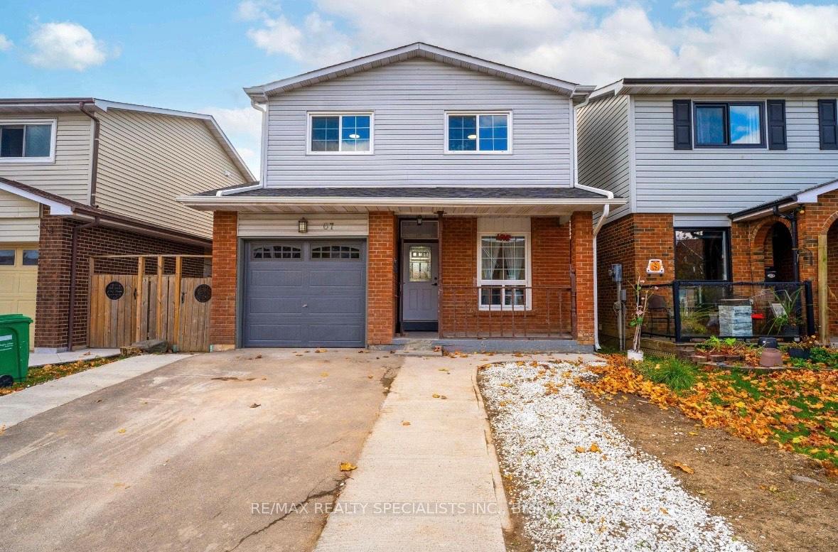 Photo 2 of 67 Winterfold Drive, Brampton, Madoc — HOMEH