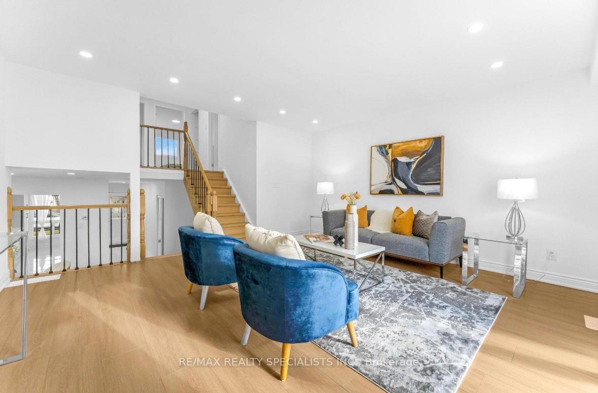 Photo 24 of 67 Winterfold Drive, Brampton, Madoc — HOMEH