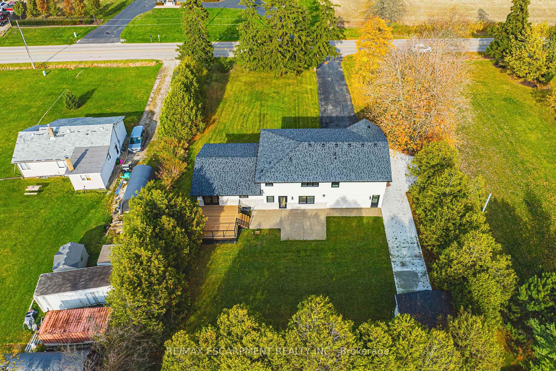 Photo 32 of 3111 Cemetery Road, Hamilton, Rural Glanbrook — HOMEH