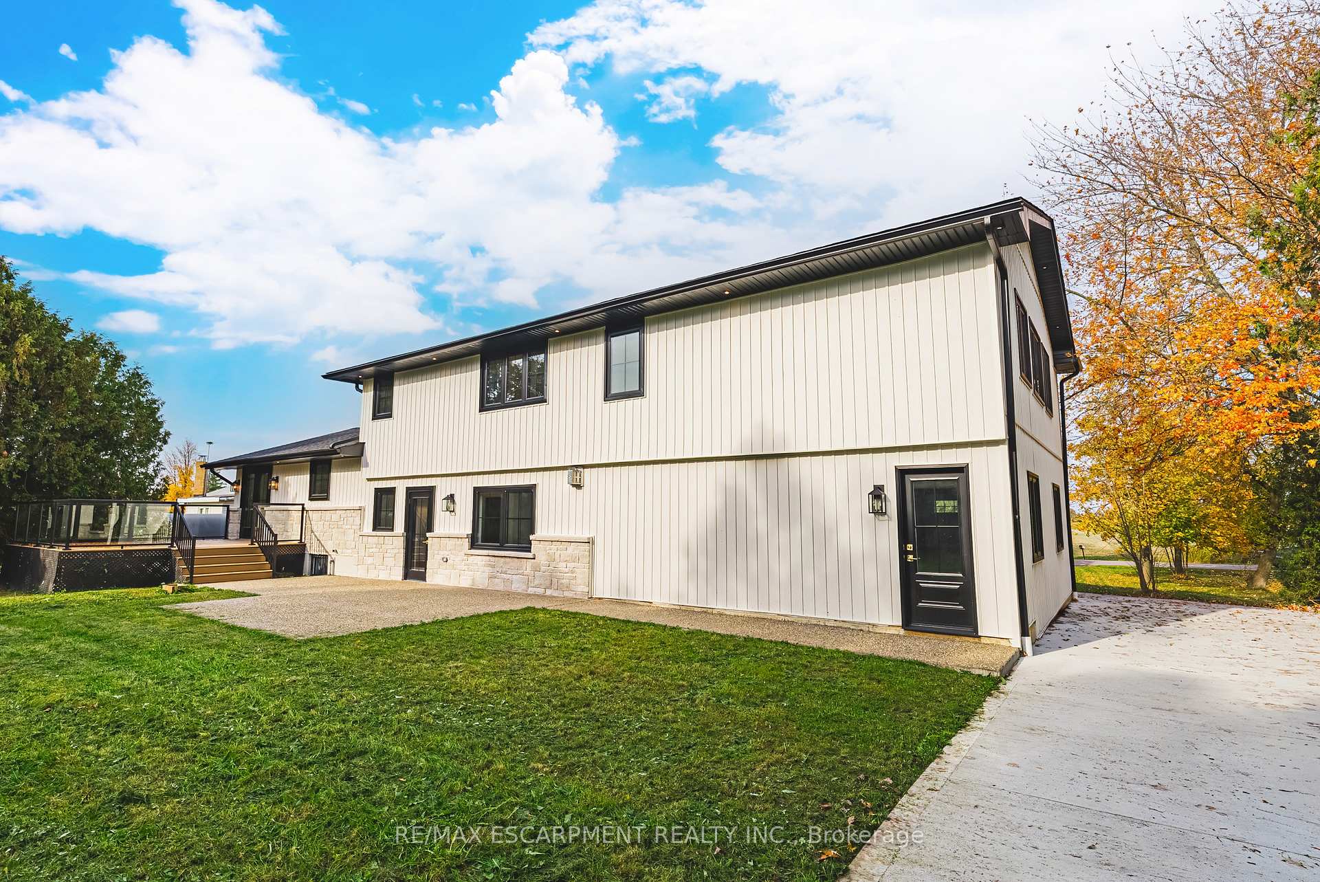 Photo 31 of 3111 Cemetery Road, Hamilton, Rural Glanbrook — HOMEH