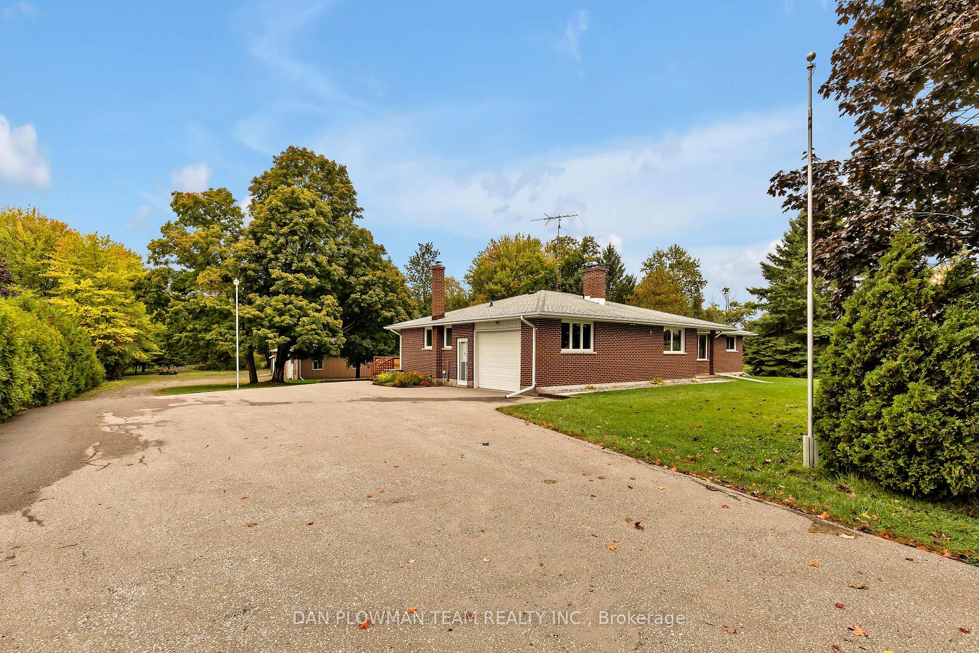 Photo 21 of 4880 Liberty Street N, Clarington, Rural Clarington — HOMEH