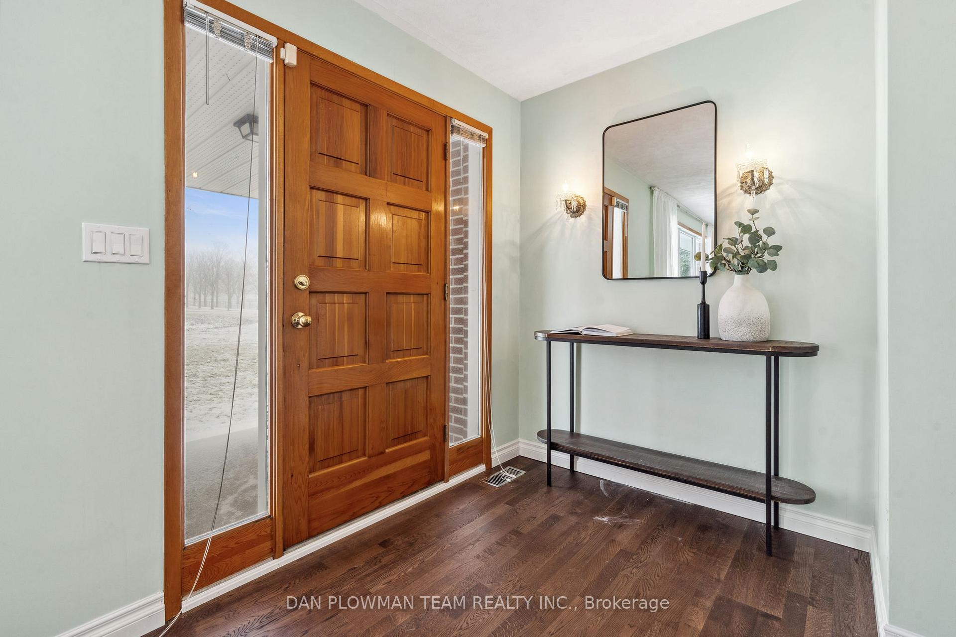 Photo 5 of 4880 Liberty Street N, Clarington, Rural Clarington — HOMEH