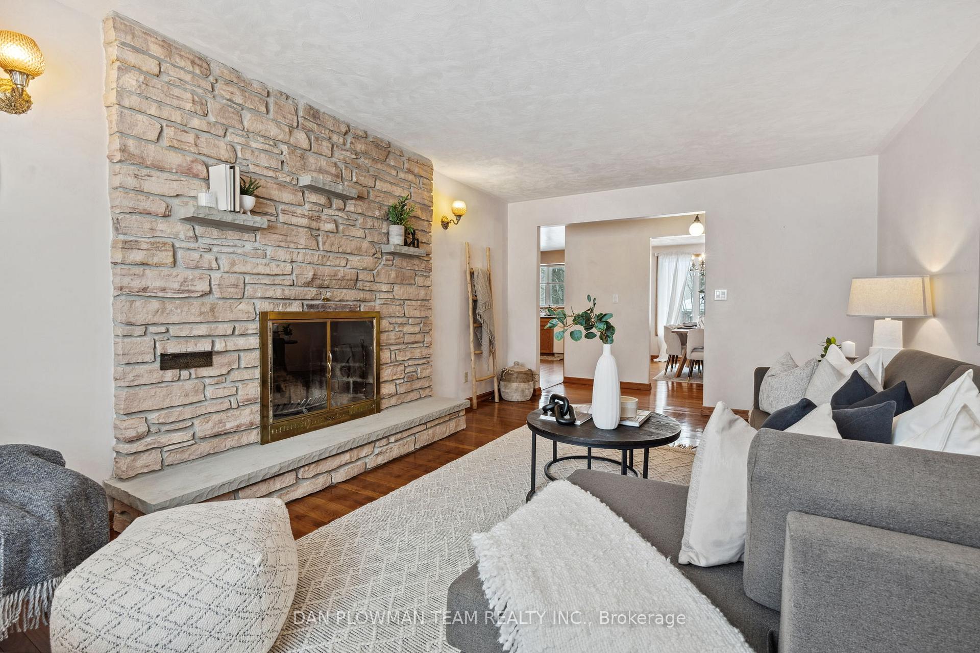 Photo 10 of 4880 Liberty Street N, Clarington, Rural Clarington — HOMEH