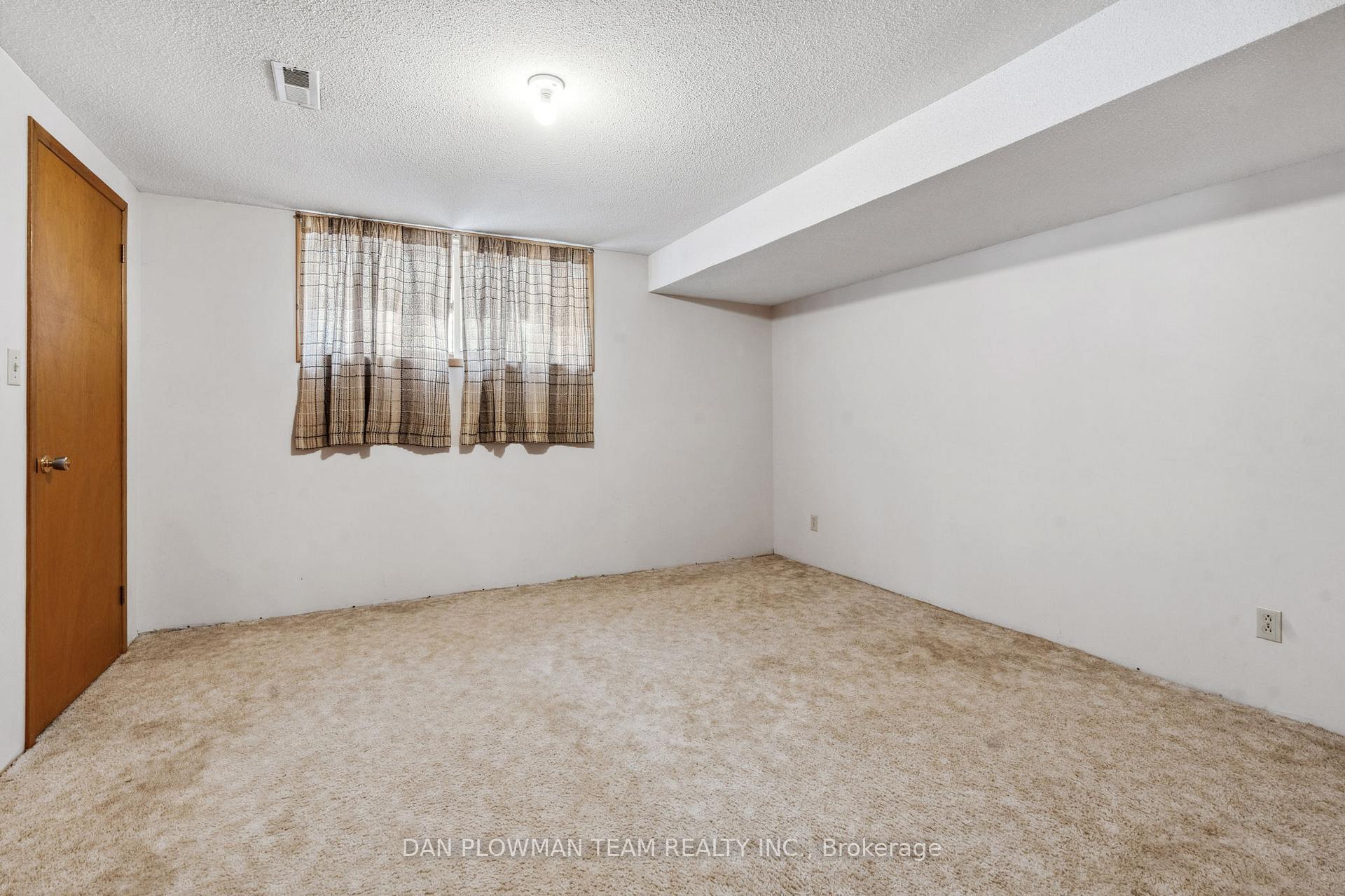 Photo 25 of 4880 Liberty Street N, Clarington, Rural Clarington — HOMEH