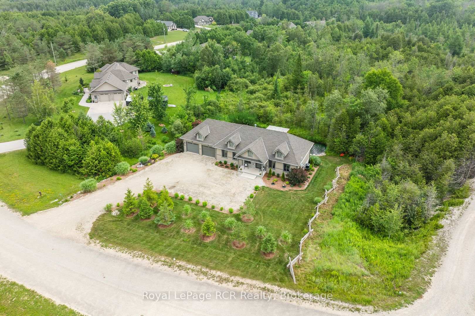 Photo 12 of 112 Scotts Hill Road, West Grey — HOMEH