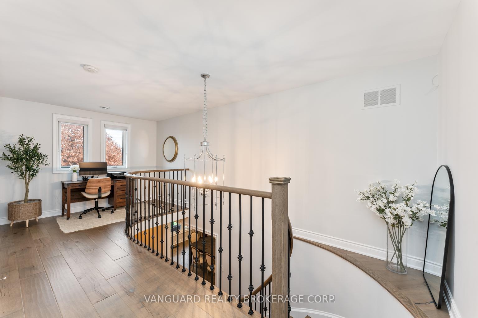 Photo 26 of 61 Belair Way, Vaughan, East Woodbridge — HOMEH