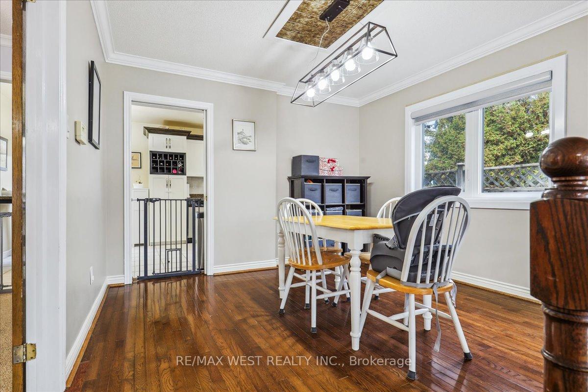Photo 2 of 1502 Streamside Court, Pickering, Bay Ridges — HOMEH