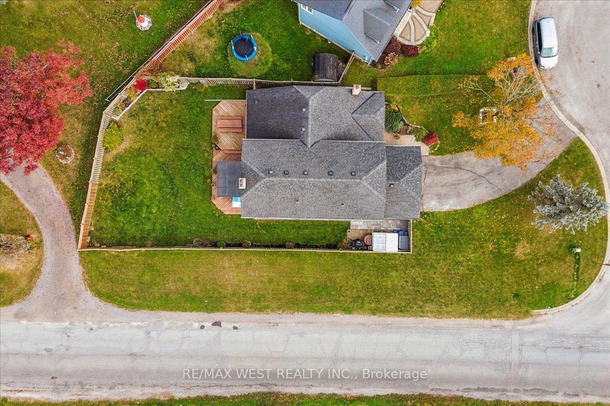 Photo 12 of 1502 Streamside Court, Pickering, Bay Ridges — HOMEH