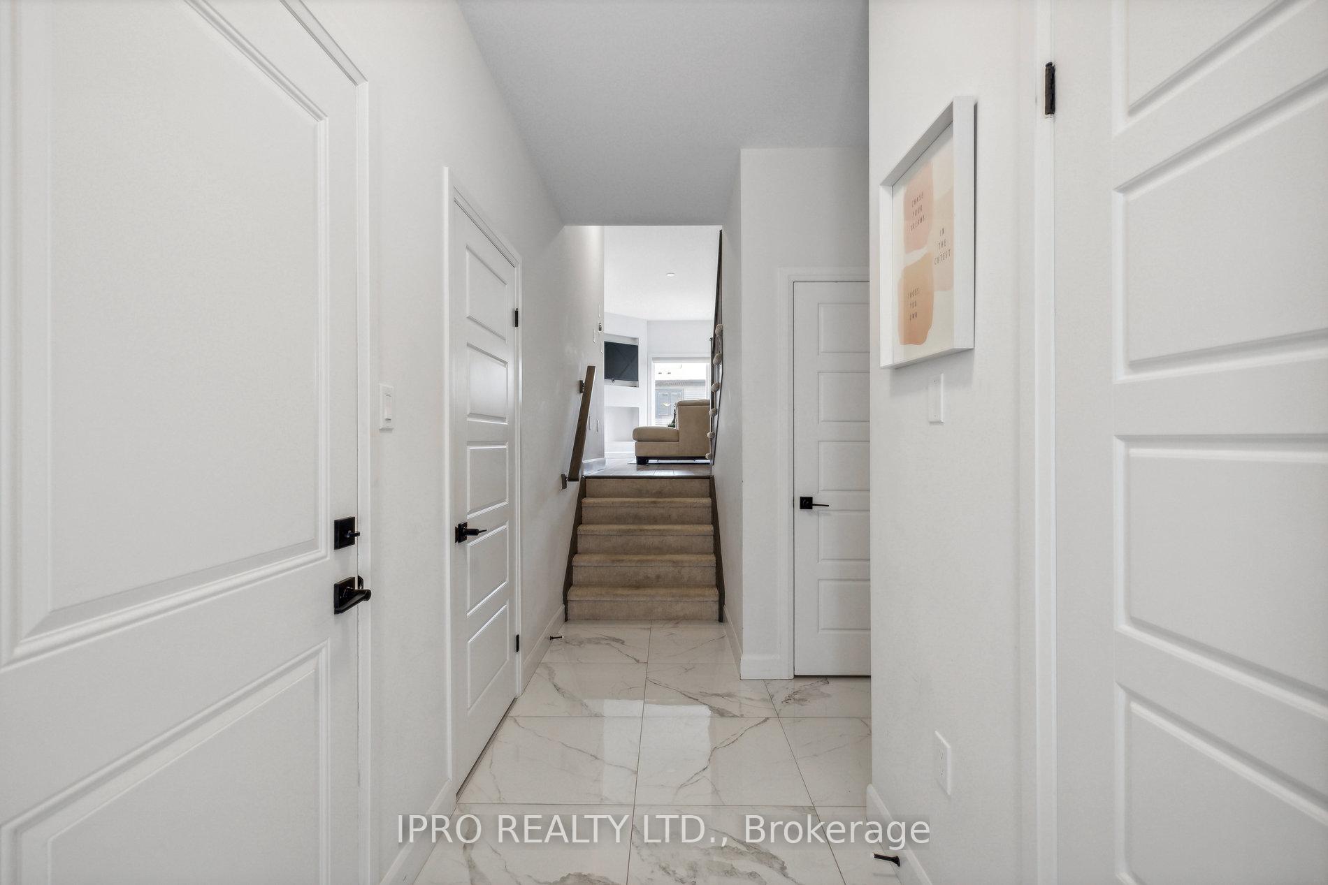 Photo 2 of 29 Bensley Lane, Hamilton, Mountview — HOMEH
