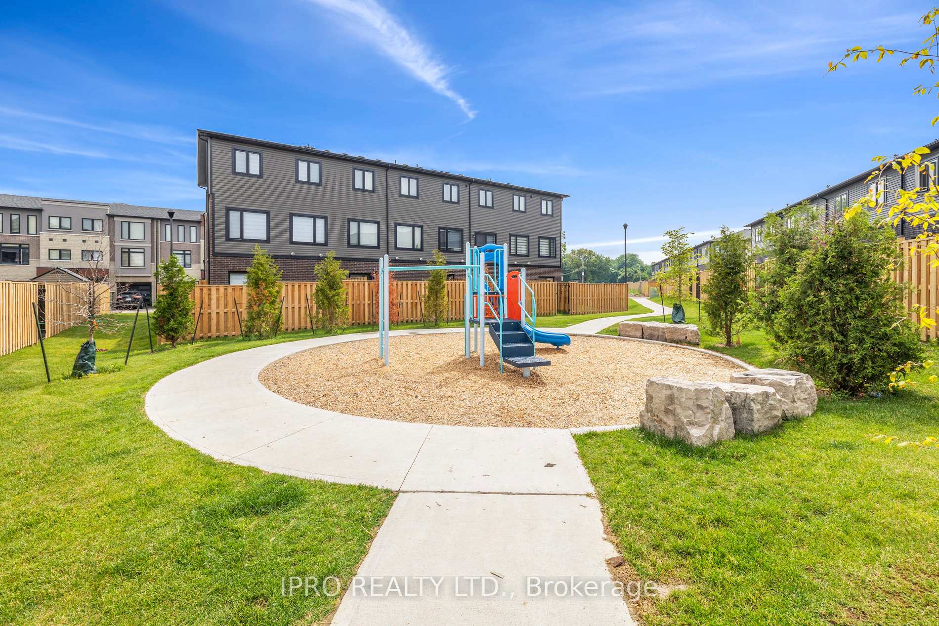 Photo 34 of 29 Bensley Lane, Hamilton, Mountview — HOMEH