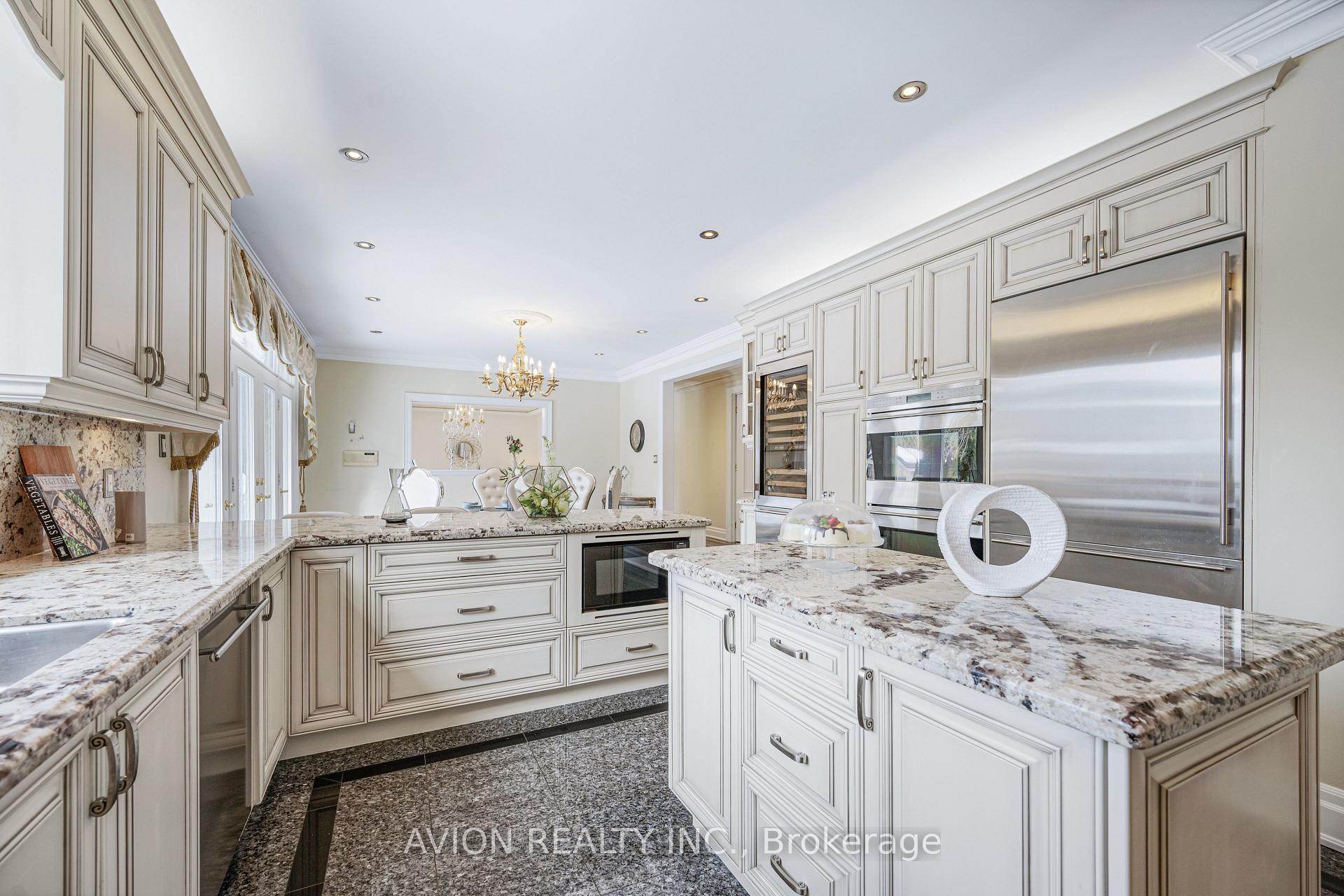 Photo 19 of 13 Bayview Forest Lane, Markham, Grandview — HOMEH