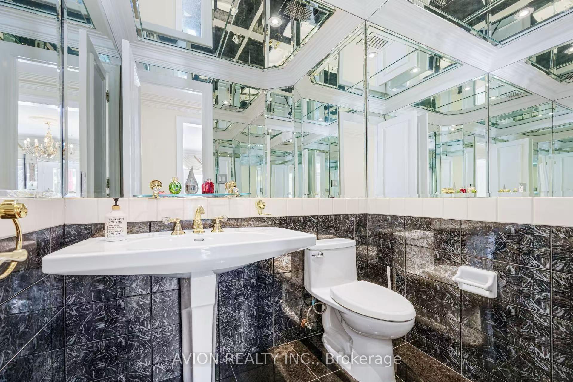Photo 9 of 13 Bayview Forest Lane, Markham, Grandview — HOMEH