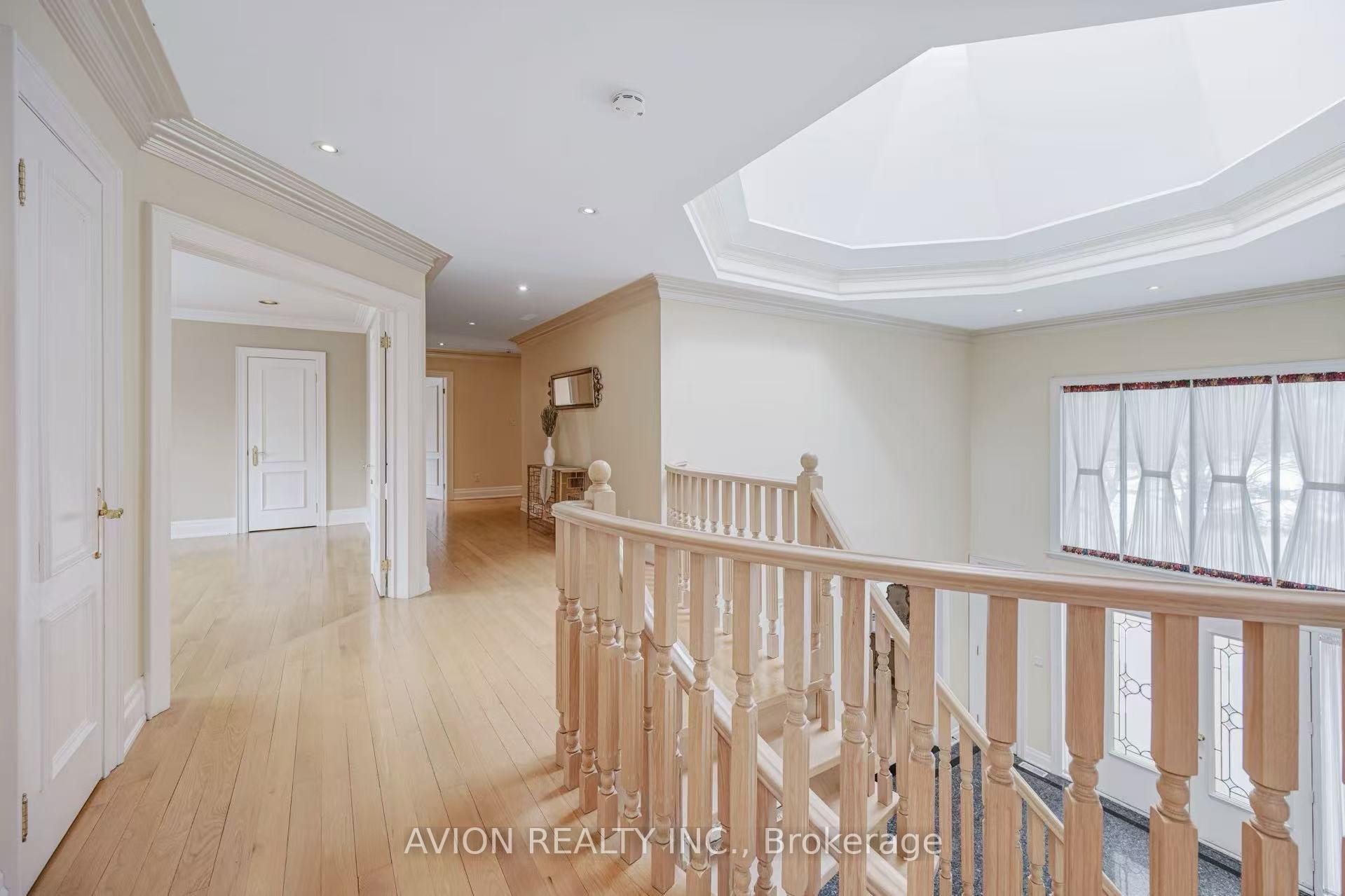 Photo 12 of 13 Bayview Forest Lane, Markham, Grandview — HOMEH