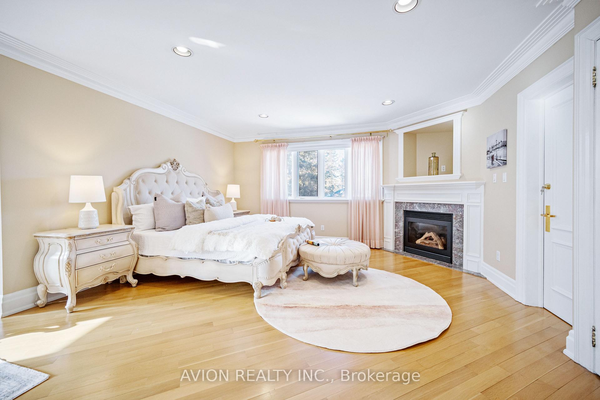 Photo 32 of 13 Bayview Forest Lane, Markham, Grandview — HOMEH