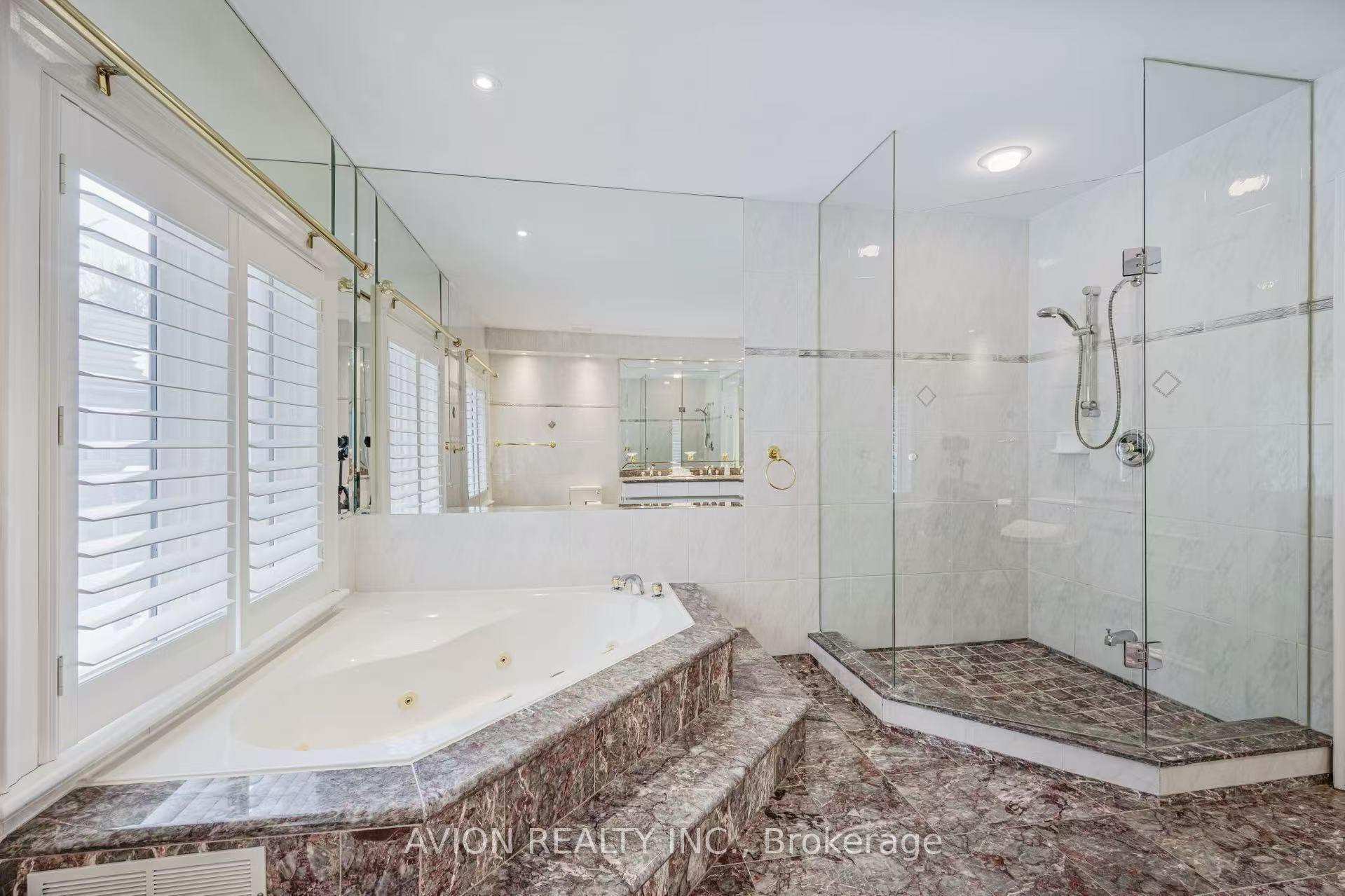 Photo 26 of 13 Bayview Forest Lane, Markham, Grandview — HOMEH