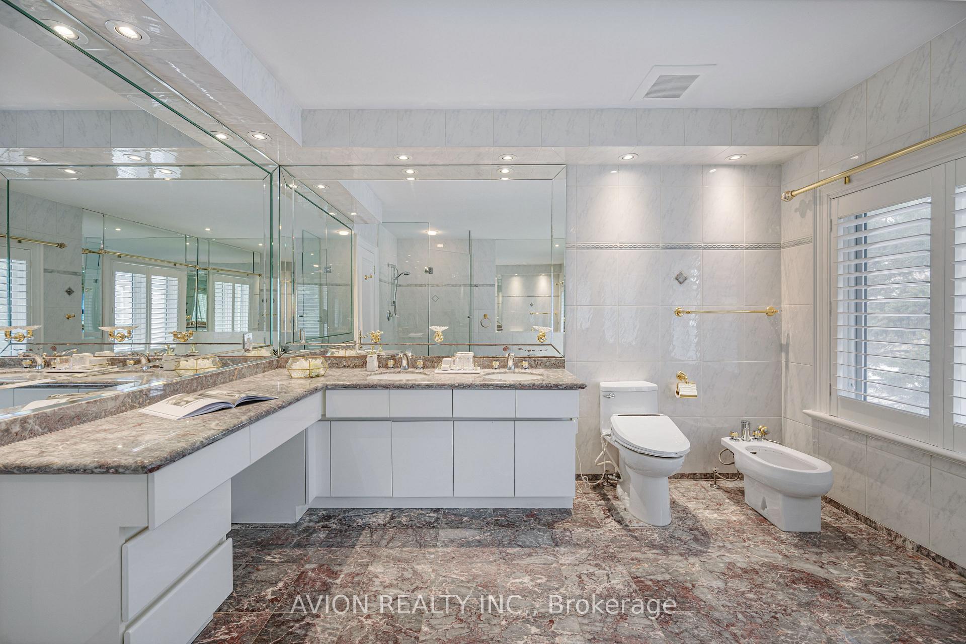 Photo 43 of 13 Bayview Forest Lane, Markham, Grandview — HOMEH