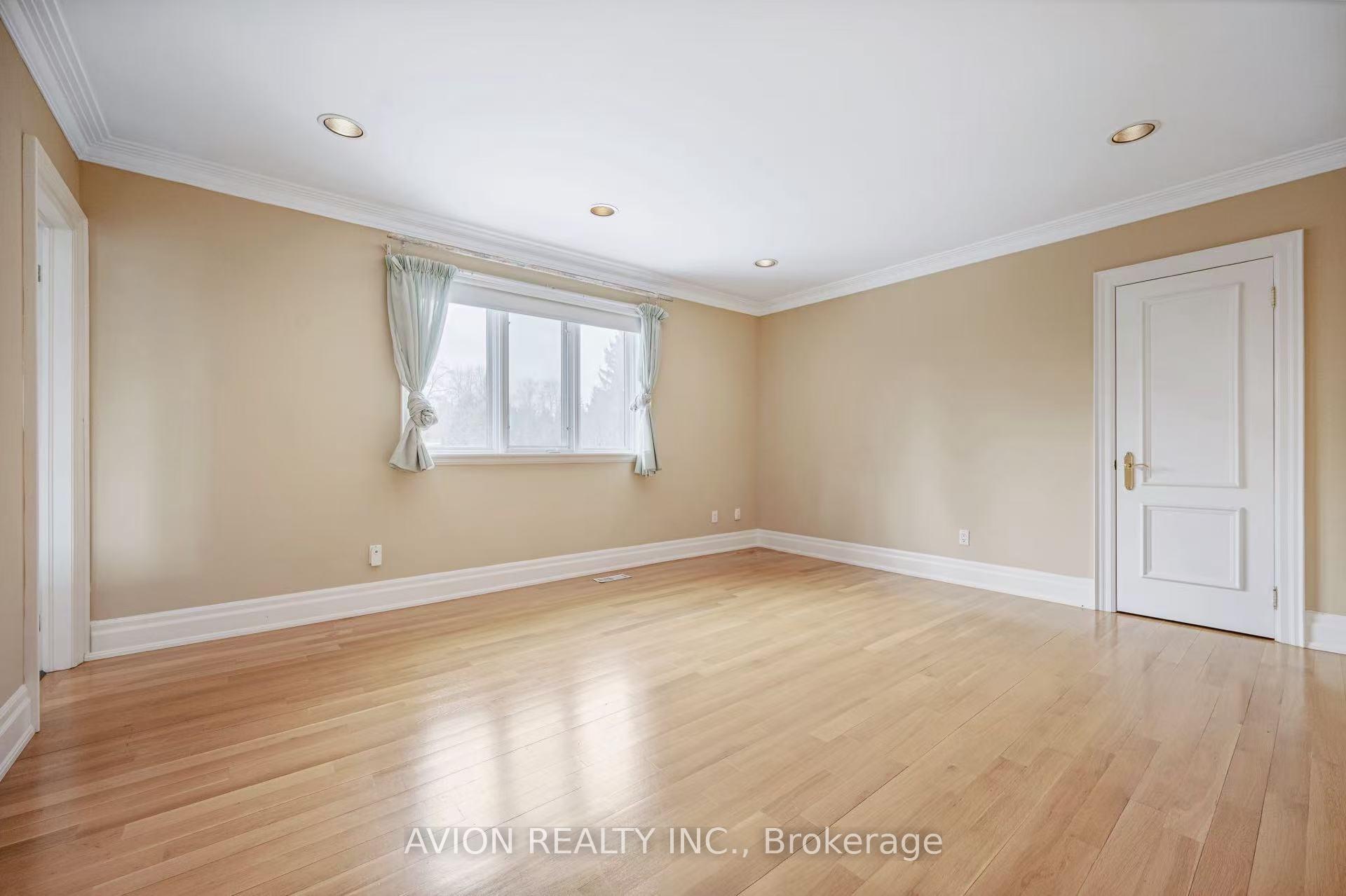 Photo 31 of 13 Bayview Forest Lane, Markham, Grandview — HOMEH