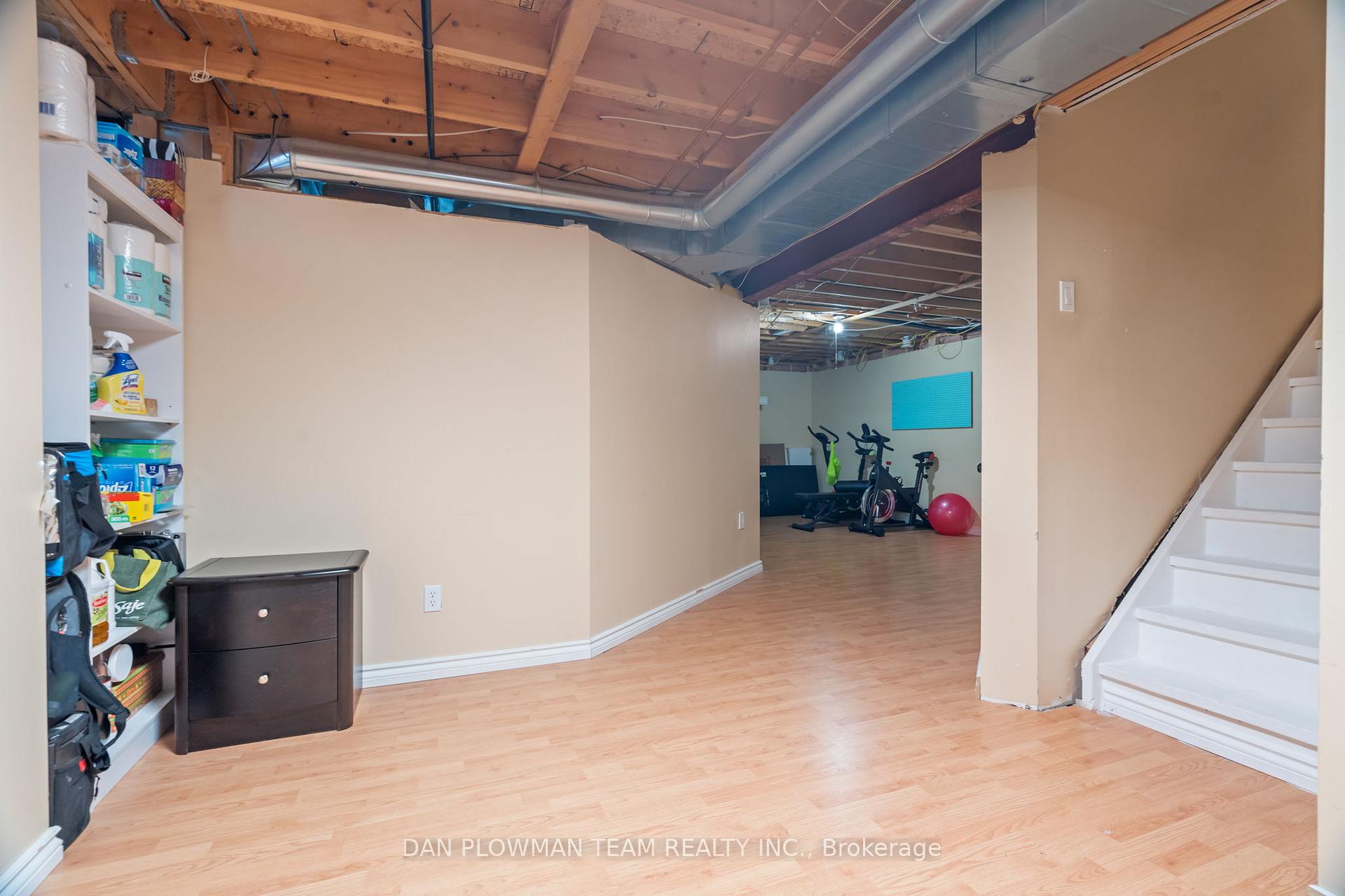 Photo 21 of 103 Charest Place, Whitby, Brooklin — HOMEH