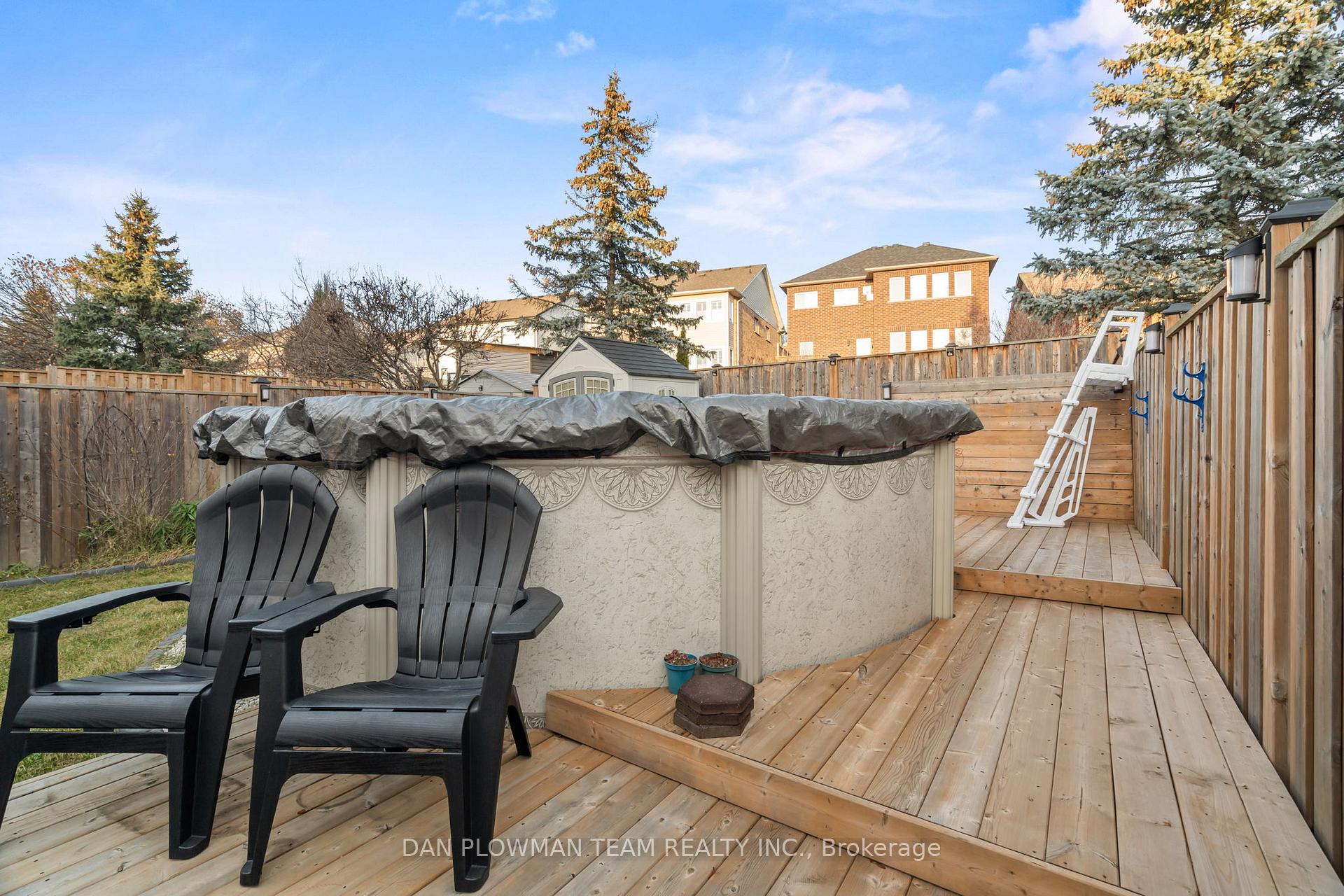 Photo 20 of 103 Charest Place, Whitby, Brooklin — HOMEH