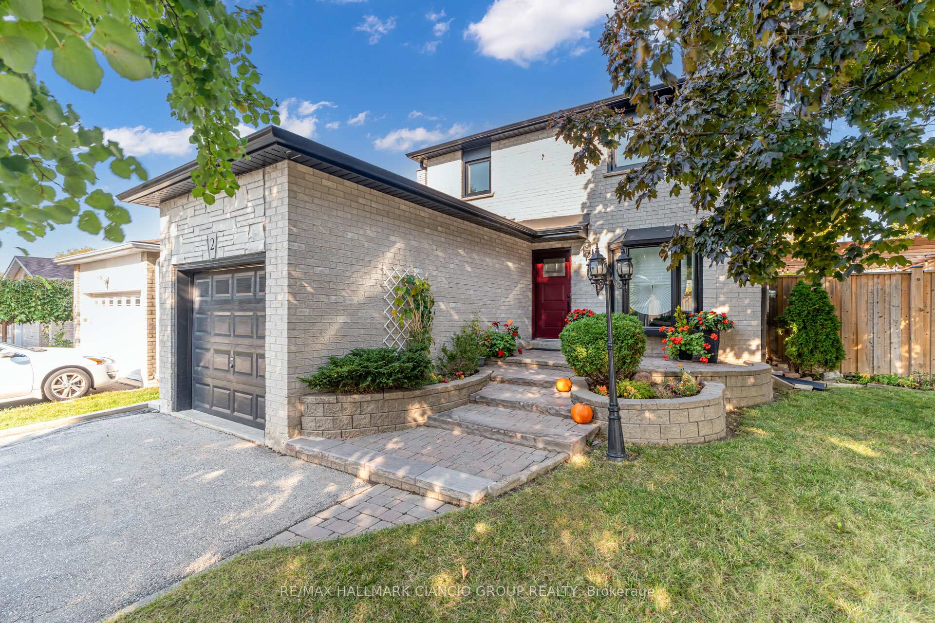 Photo 9 of 2 Woolen Mill Road, Markham, Raymerville — HOMEH