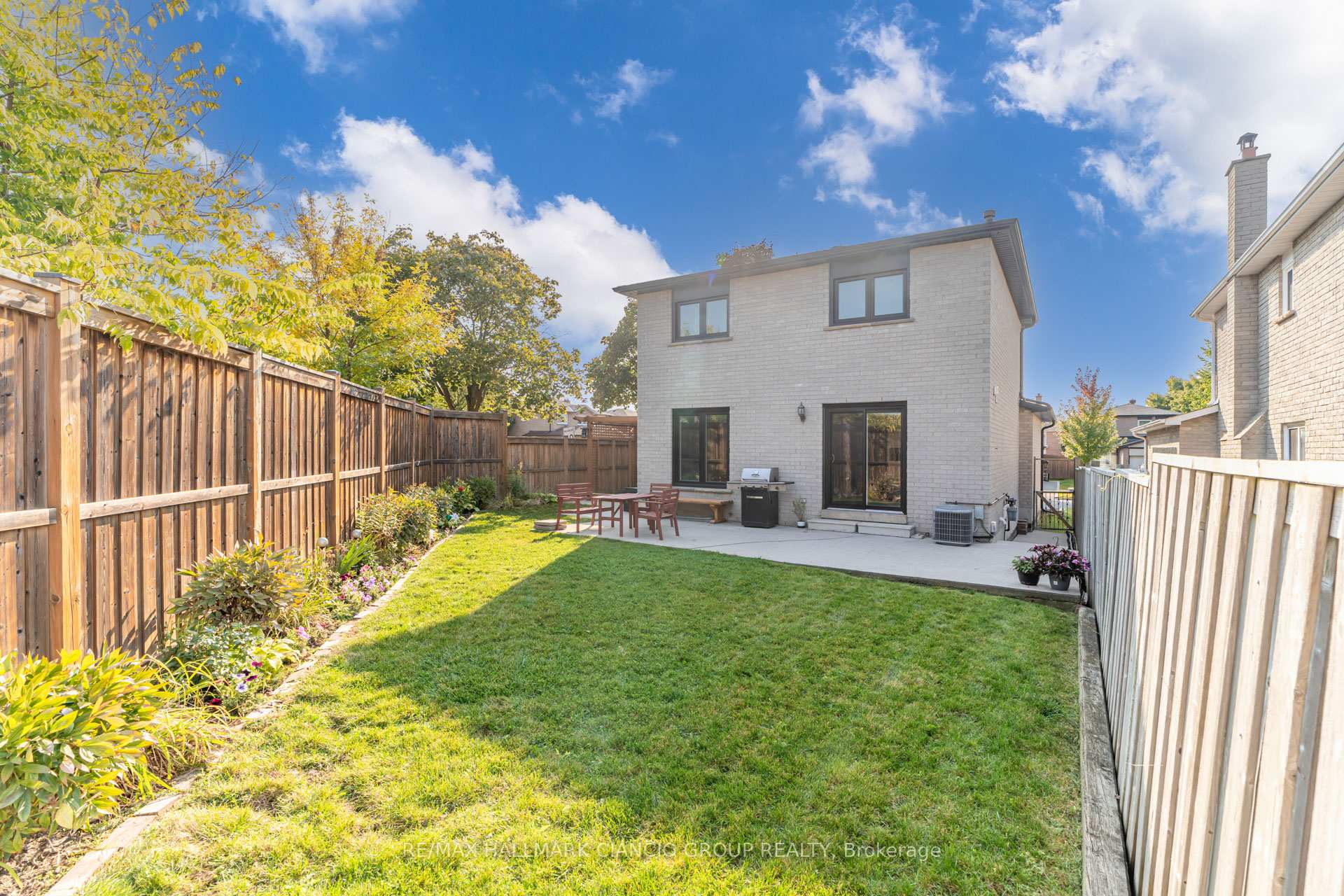 Photo 39 of 2 Woolen Mill Road, Markham, Raymerville — HOMEH