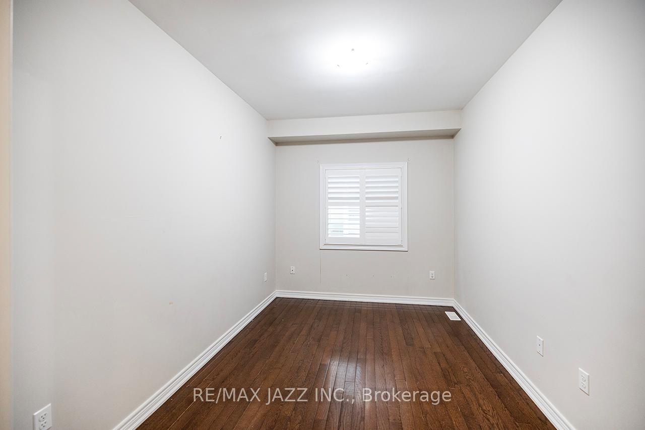 Photo 10 of 1643 Coldstream Drive, Oshawa, Taunton — HOMEH