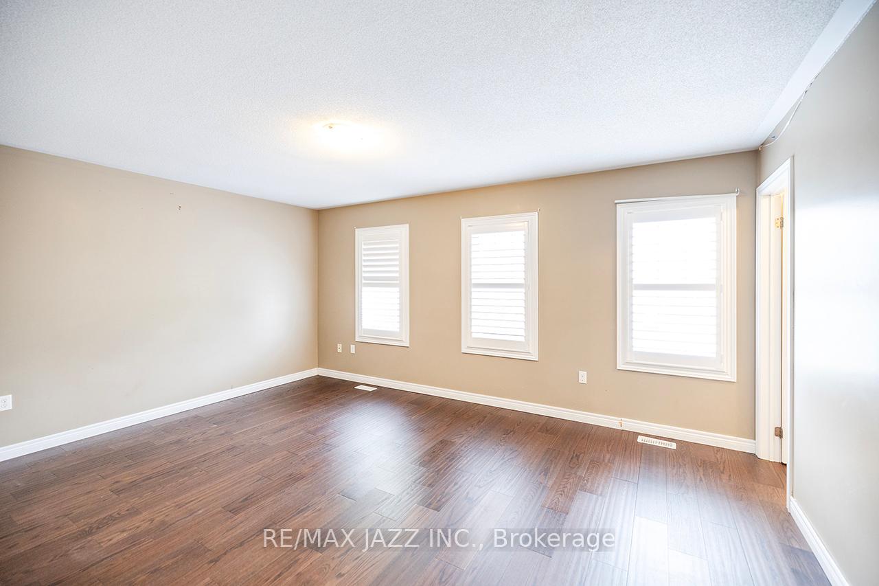 Photo 13 of 1643 Coldstream Drive, Oshawa, Taunton — HOMEH
