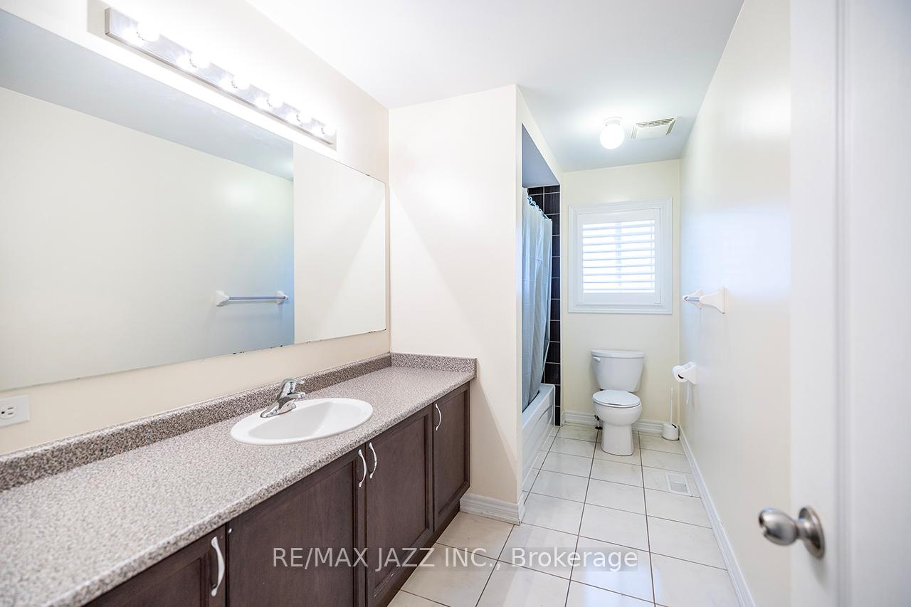 Photo 20 of 1643 Coldstream Drive, Oshawa, Taunton — HOMEH