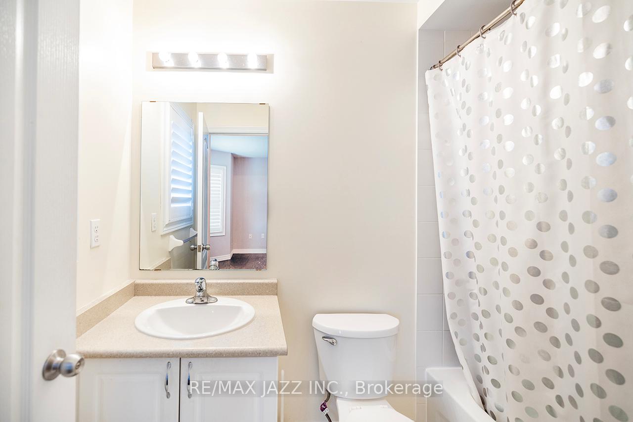 Photo 19 of 1643 Coldstream Drive, Oshawa, Taunton — HOMEH