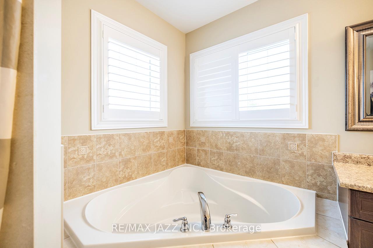 Photo 27 of 1643 Coldstream Drive, Oshawa, Taunton — HOMEH