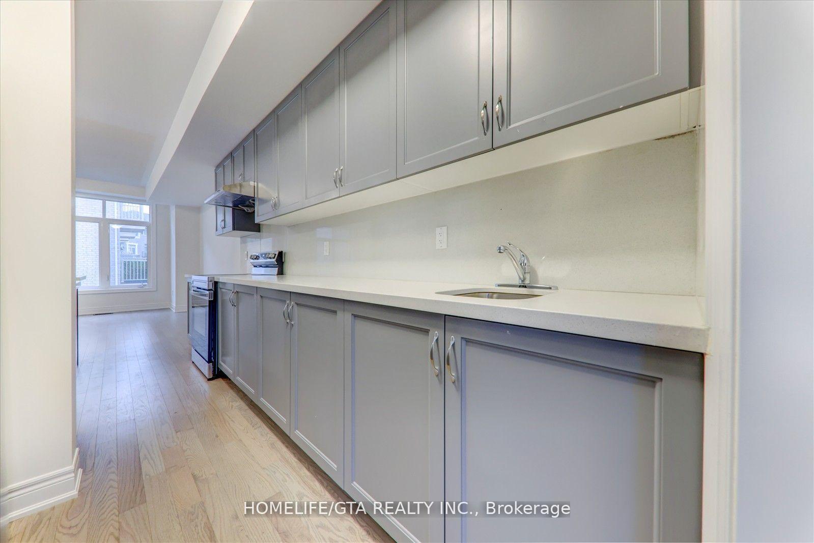 Photo 16 of 6 Phillipsen Way, Markham, Cedarwood — HOMEH
